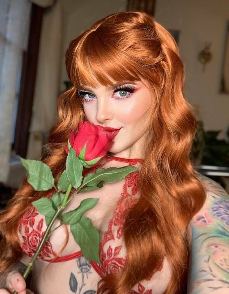 Foto desnuda filtrada de OnlyFans de Rosamagnoliaxo