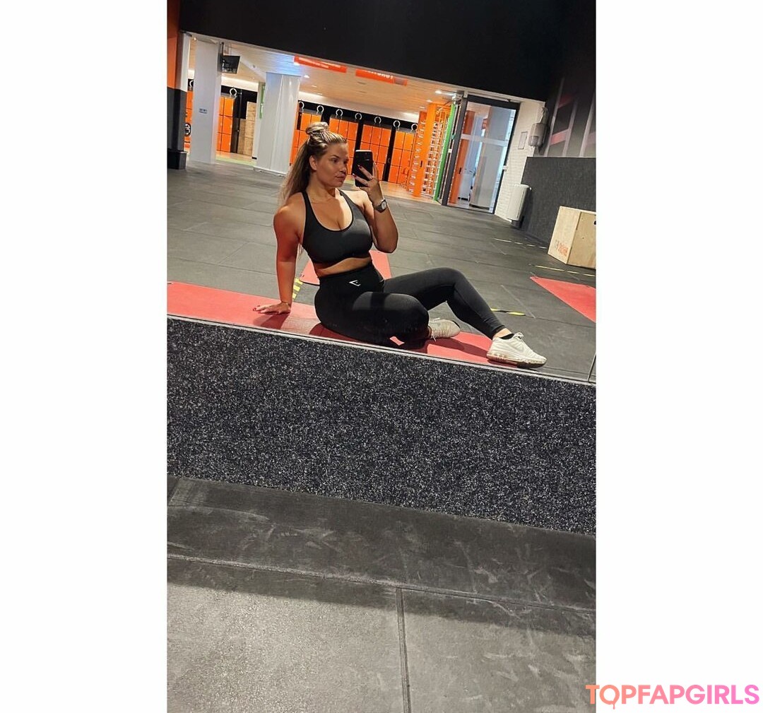 Foto desnuda filtrada de OnlyFans de Joyce Straten #38 Foto desnuda filtrada de OnlyFans de Joyce Straten #38