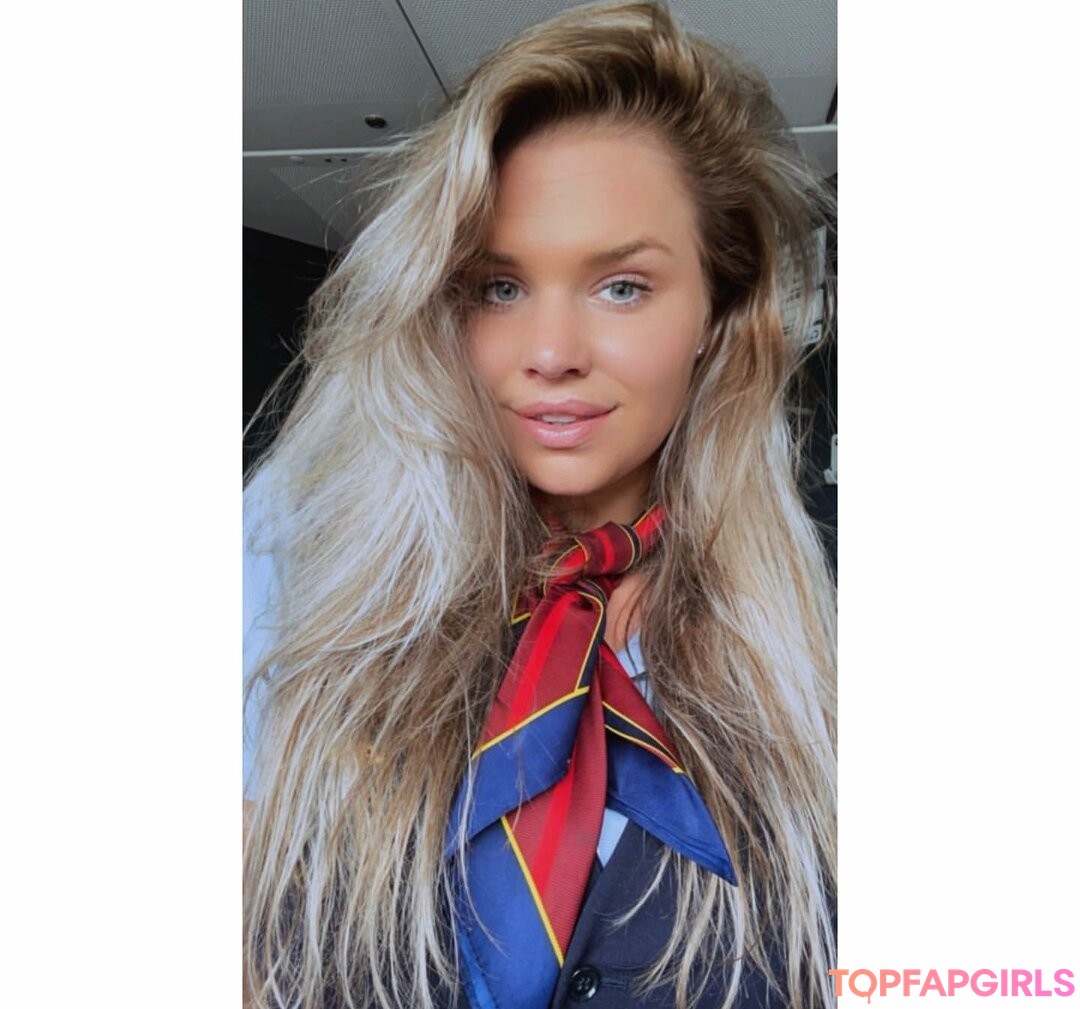 Foto desnuda filtrada de OnlyFans de Joyce Straten #42 Foto desnuda filtrada de OnlyFans de Joyce Straten #42