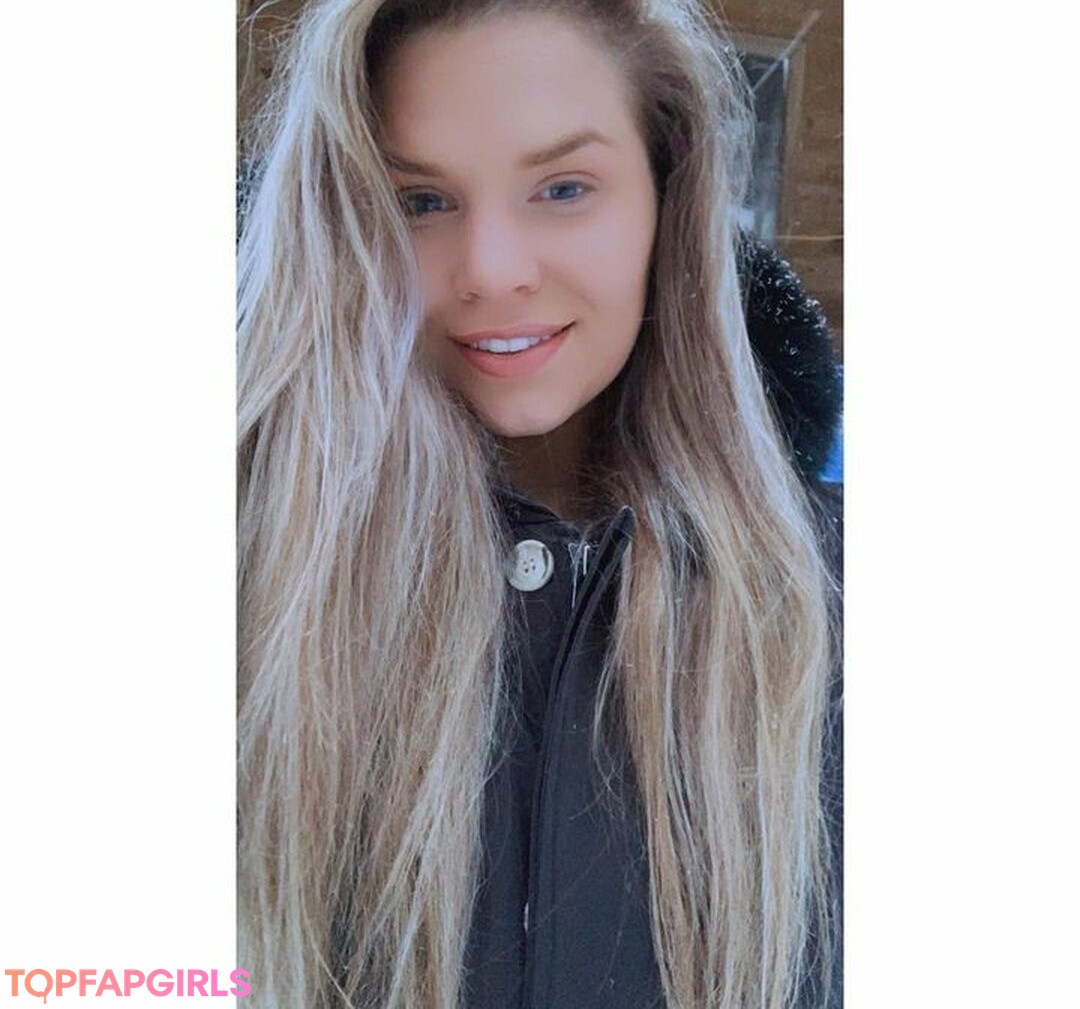 Foto desnuda filtrada de OnlyFans de Joyce Straten #44 Foto desnuda filtrada de OnlyFans de Joyce Straten #44