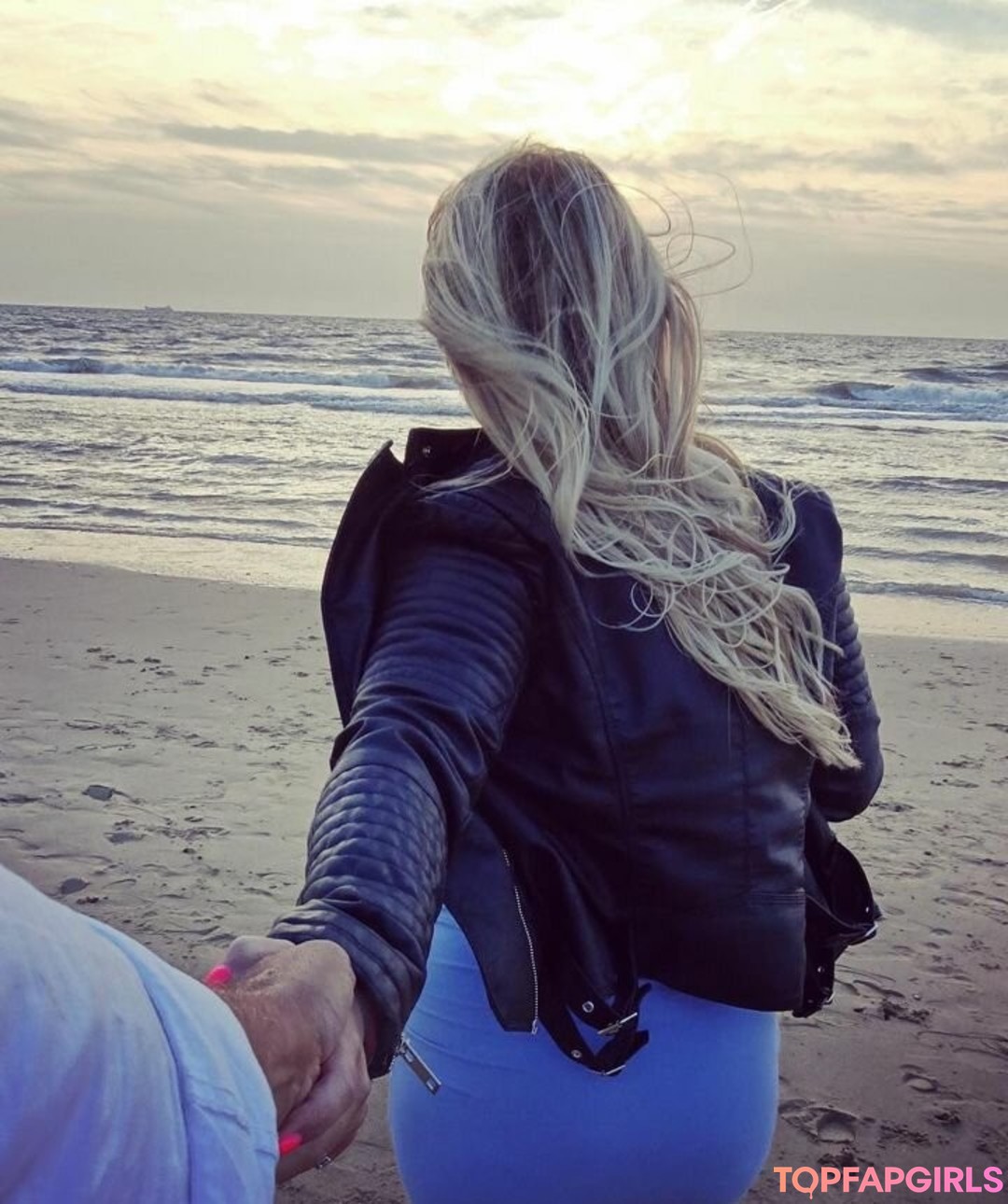 Foto desnuda filtrada de OnlyFans de Joyce Straten #88 Foto desnuda filtrada de OnlyFans de Joyce Straten #88