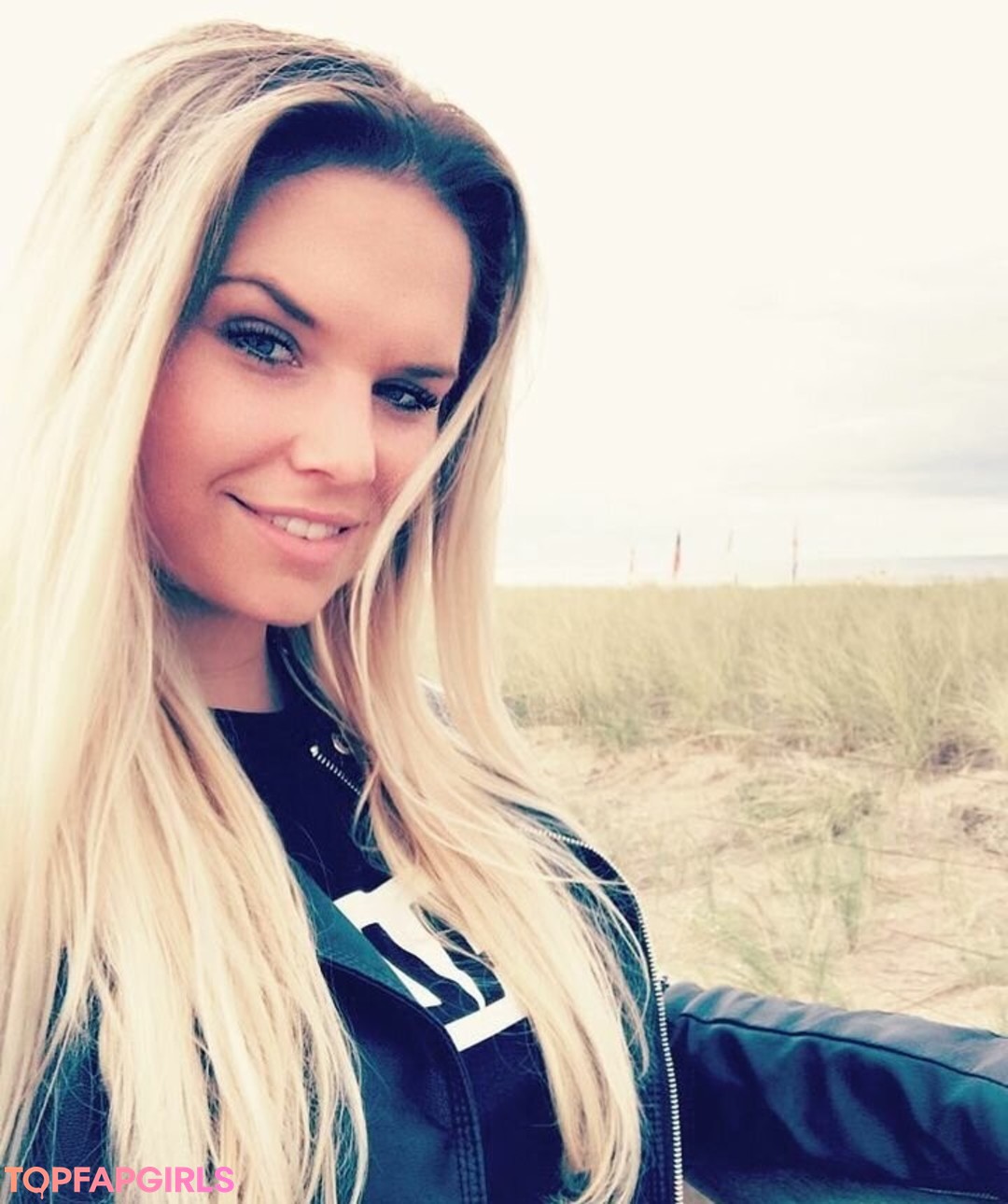 Foto desnuda filtrada de OnlyFans de Joyce Straten #89 Foto desnuda filtrada de OnlyFans de Joyce Straten #89