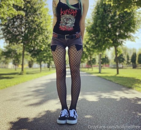 Foto desnuda filtrada de OnlyFans de Hollyhellfree