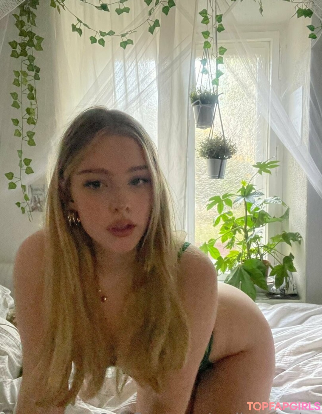 Foto desnuda filtrada de OnlyFans de Shutupmelissa #157 Foto desnuda filtrada de OnlyFans de Shutupmelissa #157