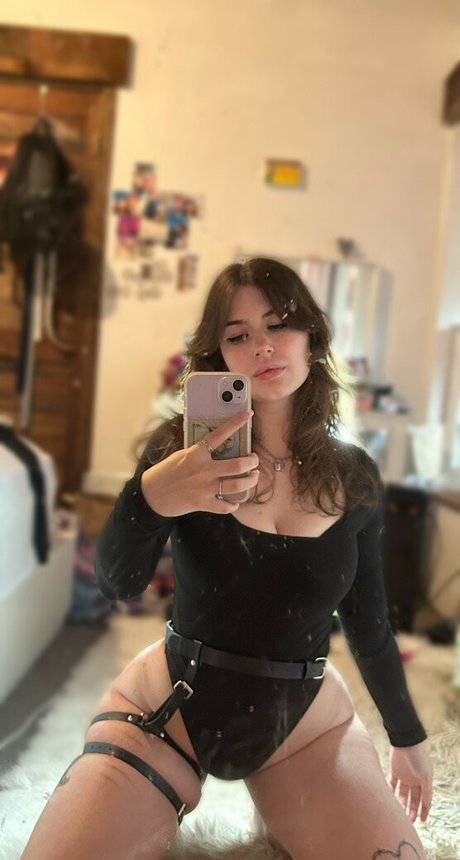 Foto desnuda filtrada de OnlyFans de Matchapup