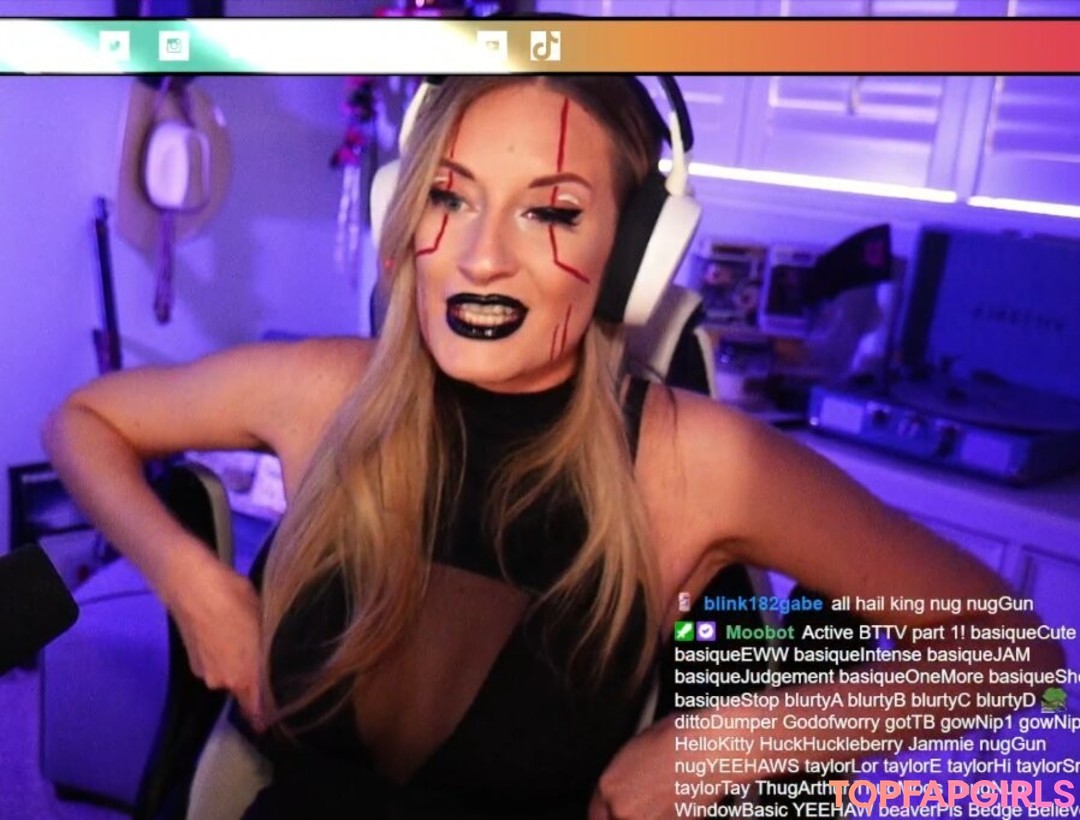 Foto desnuda filtrada de OnlyFans de Basicwitgirl #123 Foto desnuda filtrada de OnlyFans de Basicwitgirl #123