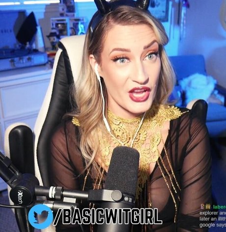 BasicWitGirl