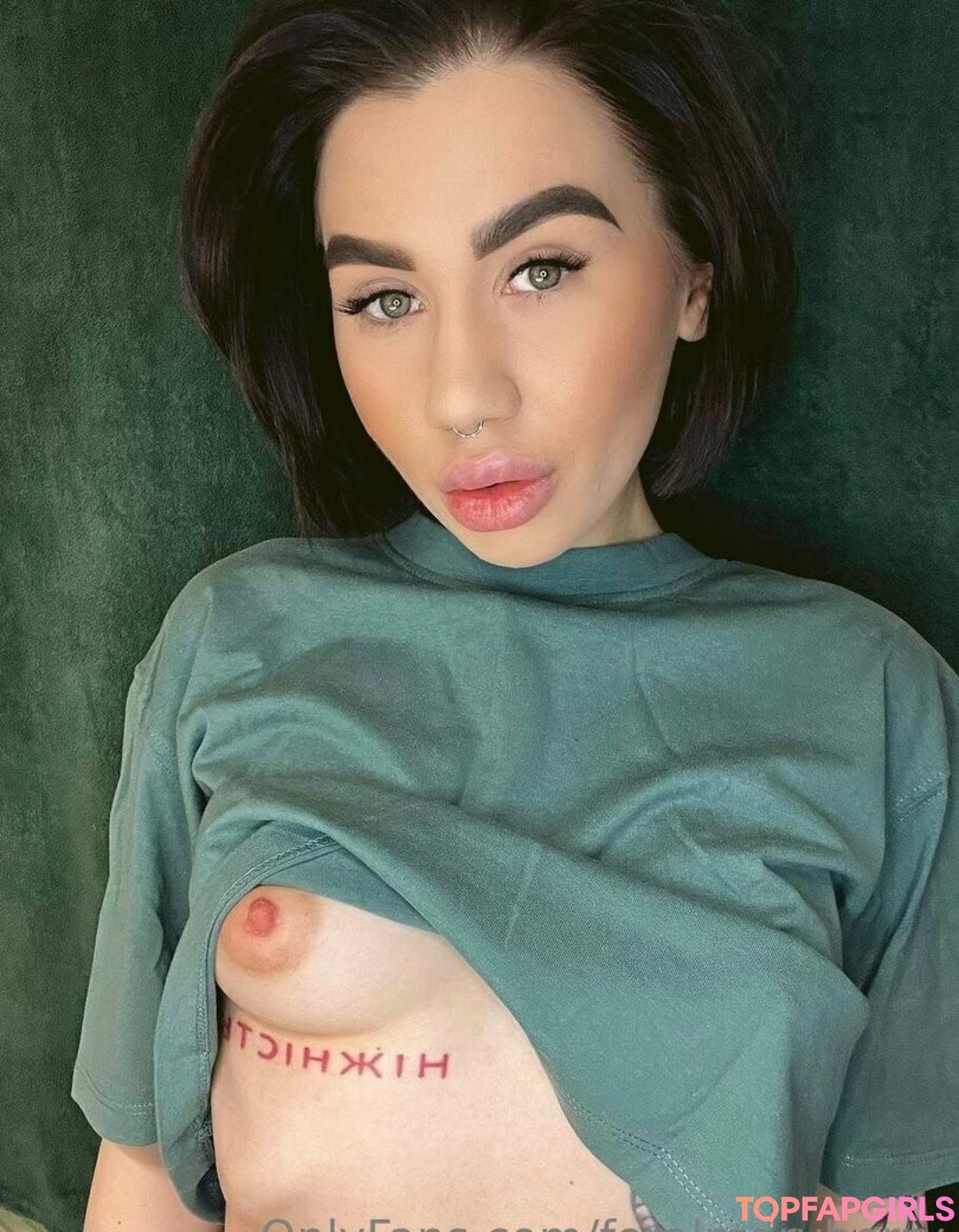 Foto desnuda filtrada de OnlyFans de Feralmaryberry #200 Foto desnuda filtrada de OnlyFans de Feralmaryberry #200