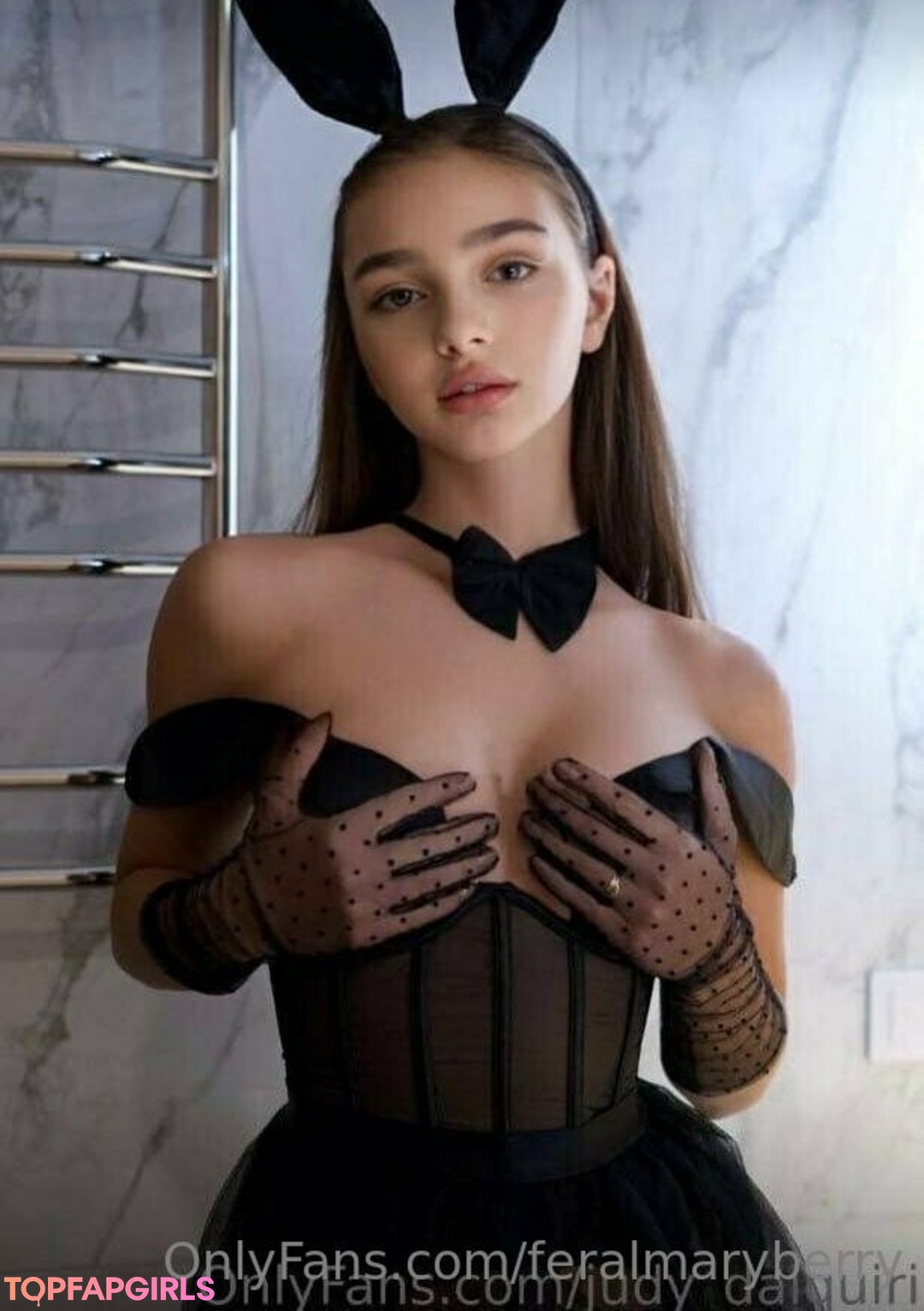 Foto desnuda filtrada de OnlyFans de Feralmaryberry #549 Foto desnuda filtrada de OnlyFans de Feralmaryberry #549