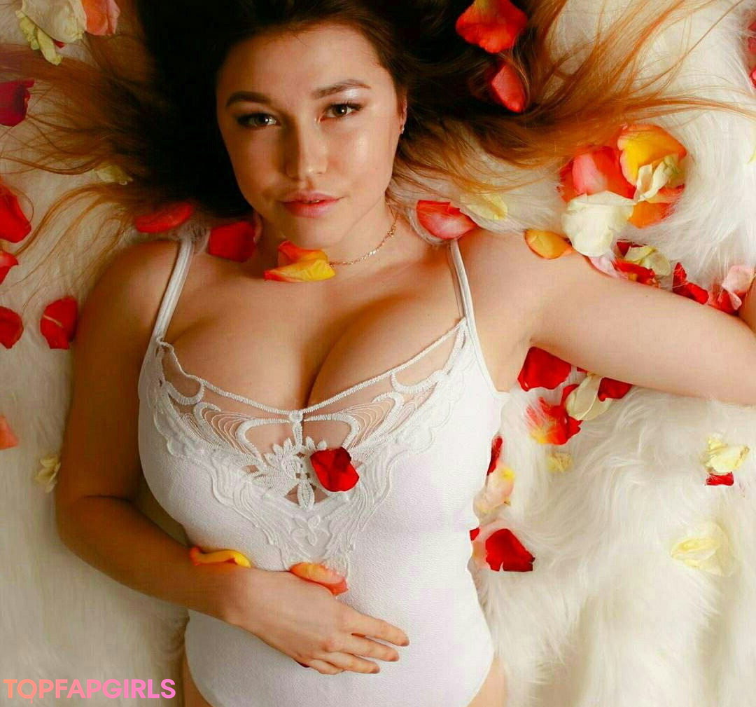 Foto desnuda filtrada de OnlyFans de Top Baby Asmr #20 Foto desnuda filtrada de OnlyFans de Top Baby Asmr #20