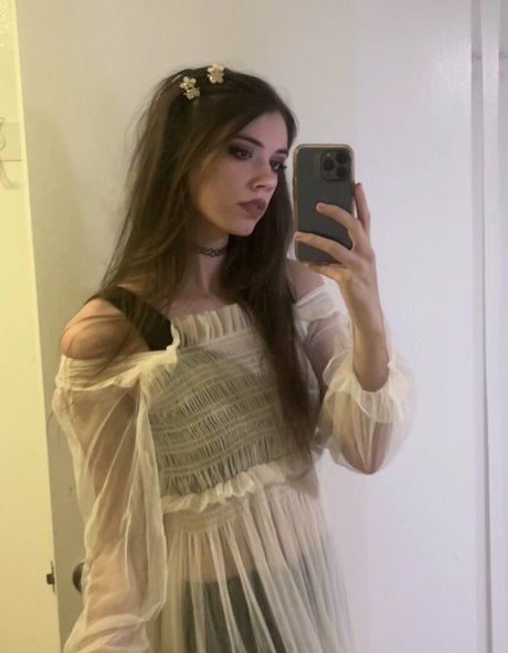 Foto desnuda filtrada de OnlyFans de Skatie420