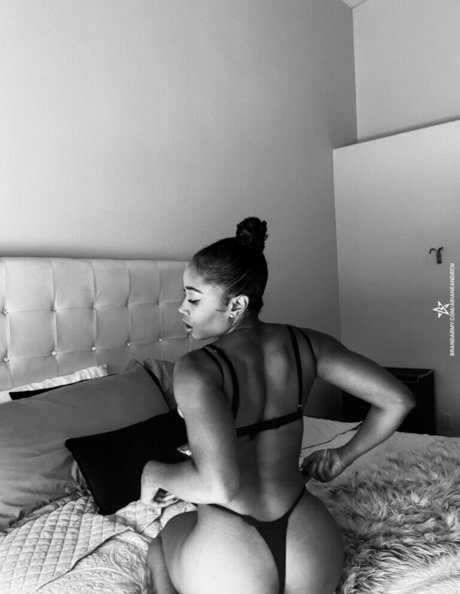Ariane Andrew