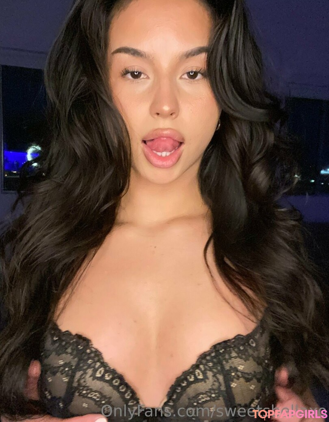 Foto desnuda filtrada de OnlyFans de Sweetsbellaxo #63 Foto desnuda filtrada de OnlyFans de Sweetsbellaxo #63