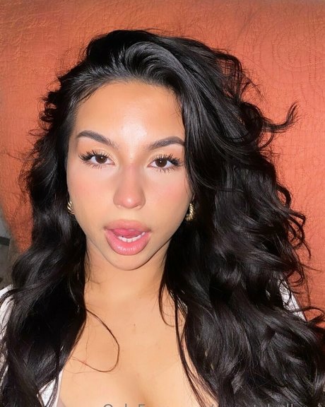 Sweetsbellaxo