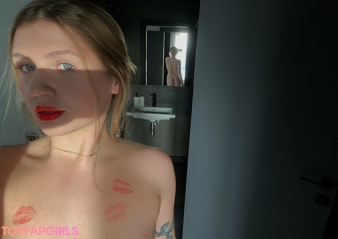 Foto desnuda filtrada de OnlyFans de Lolataylorfree #103 Foto desnuda filtrada de OnlyFans de Lolataylorfree #103