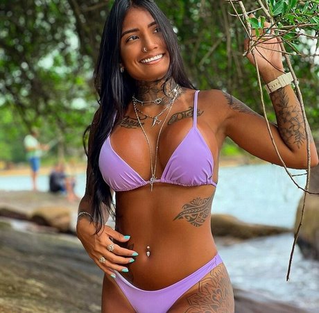 Foto desnuda filtrada de OnlyFans de Aryadne Abranches
