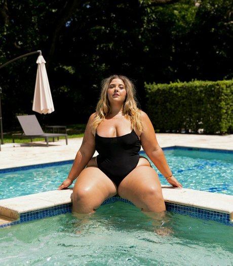 Thebigbootybarbie2