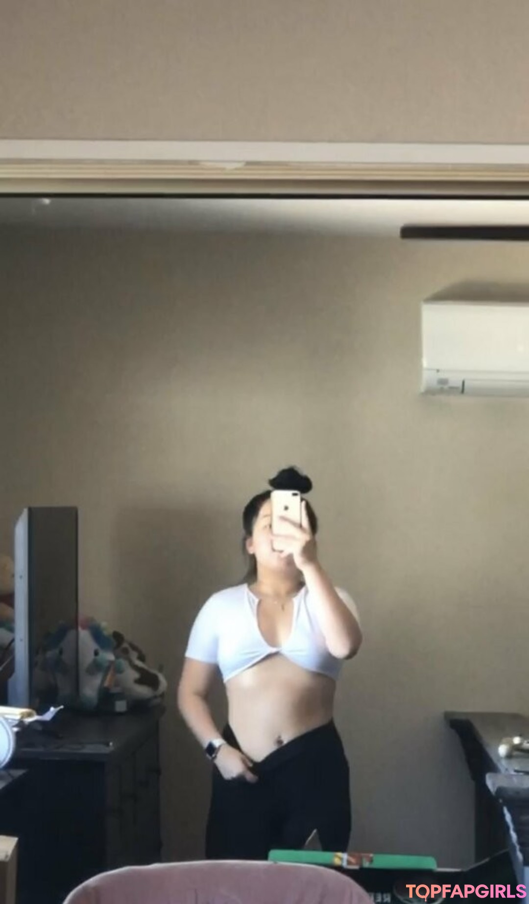 Foto desnuda filtrada de OnlyFans de Asianbbygirl18 #13 Foto desnuda filtrada de OnlyFans de Asianbbygirl18 #13