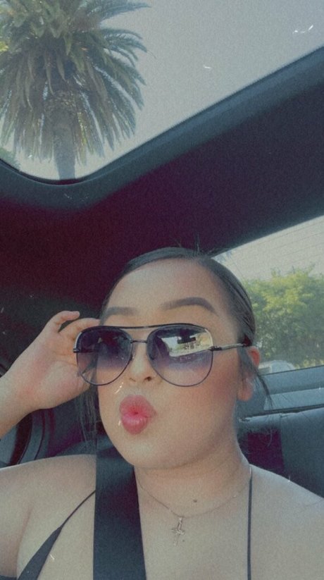 Asianbbygirl18