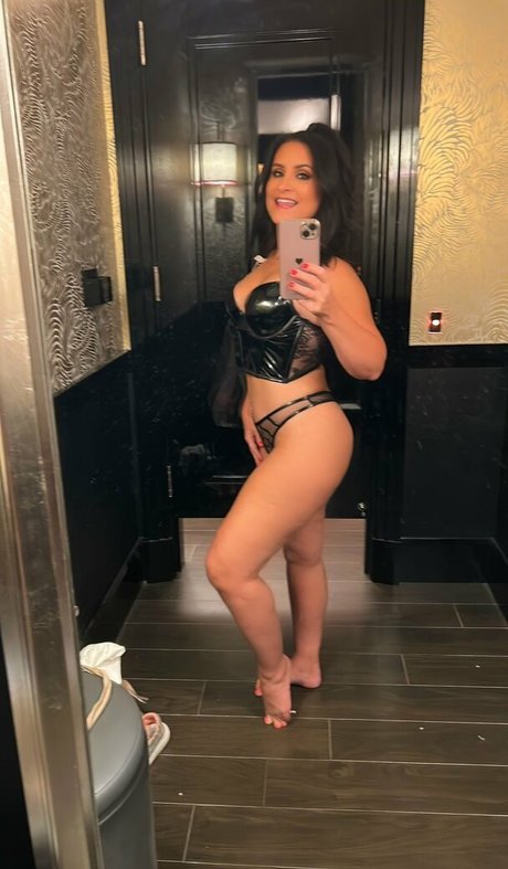 Foto desnuda filtrada de OnlyFans de Miss Kim