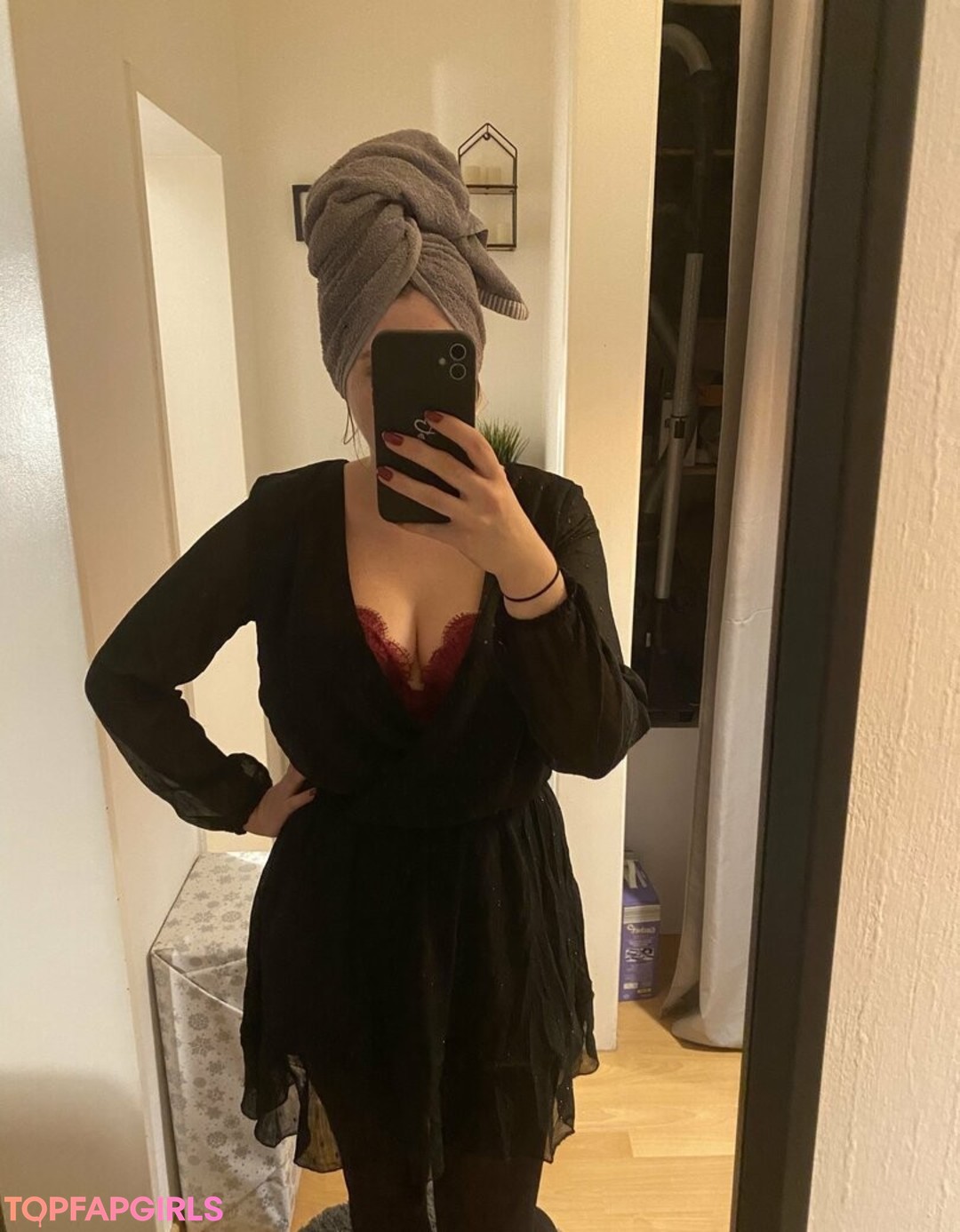 Foto desnuda filtrada de OnlyFans de Miadelicious #42 Foto desnuda filtrada de OnlyFans de Miadelicious #42