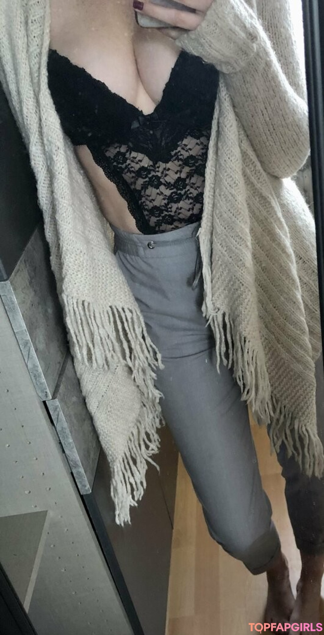 Foto desnuda filtrada de OnlyFans de Miadelicious #9 Foto desnuda filtrada de OnlyFans de Miadelicious #9