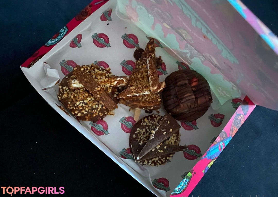 Foto desnuda filtrada de OnlyFans de Miadelicious #90 Foto desnuda filtrada de OnlyFans de Miadelicious #90