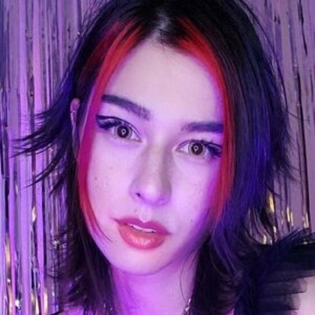 Foto desnuda filtrada de OnlyFans de Lilbathory