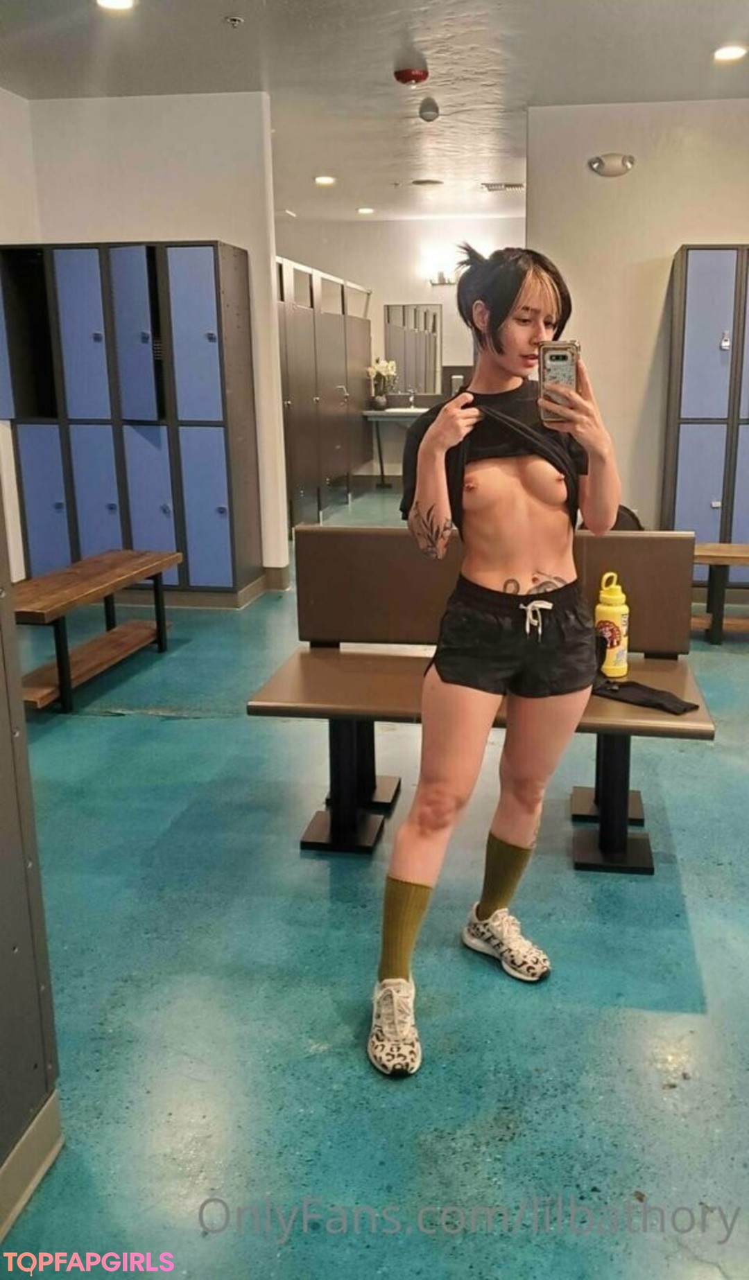 Foto desnuda filtrada de OnlyFans de Lilbathory #168 Foto desnuda filtrada de OnlyFans de Lilbathory #168