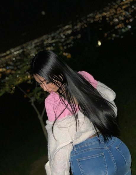Foto desnuda filtrada de OnlyFans de Therealdayaannaa