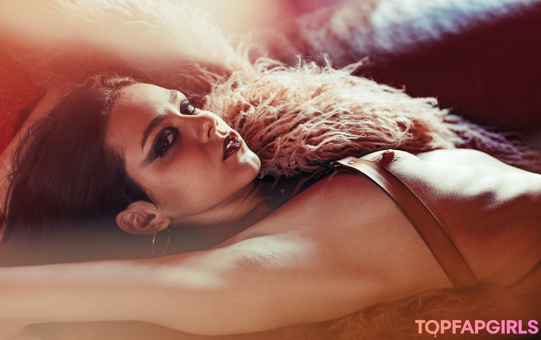 Foto desnuda filtrada de OnlyFans de Nausicaa Yami #204 Foto desnuda filtrada de OnlyFans de Nausicaa Yami #204