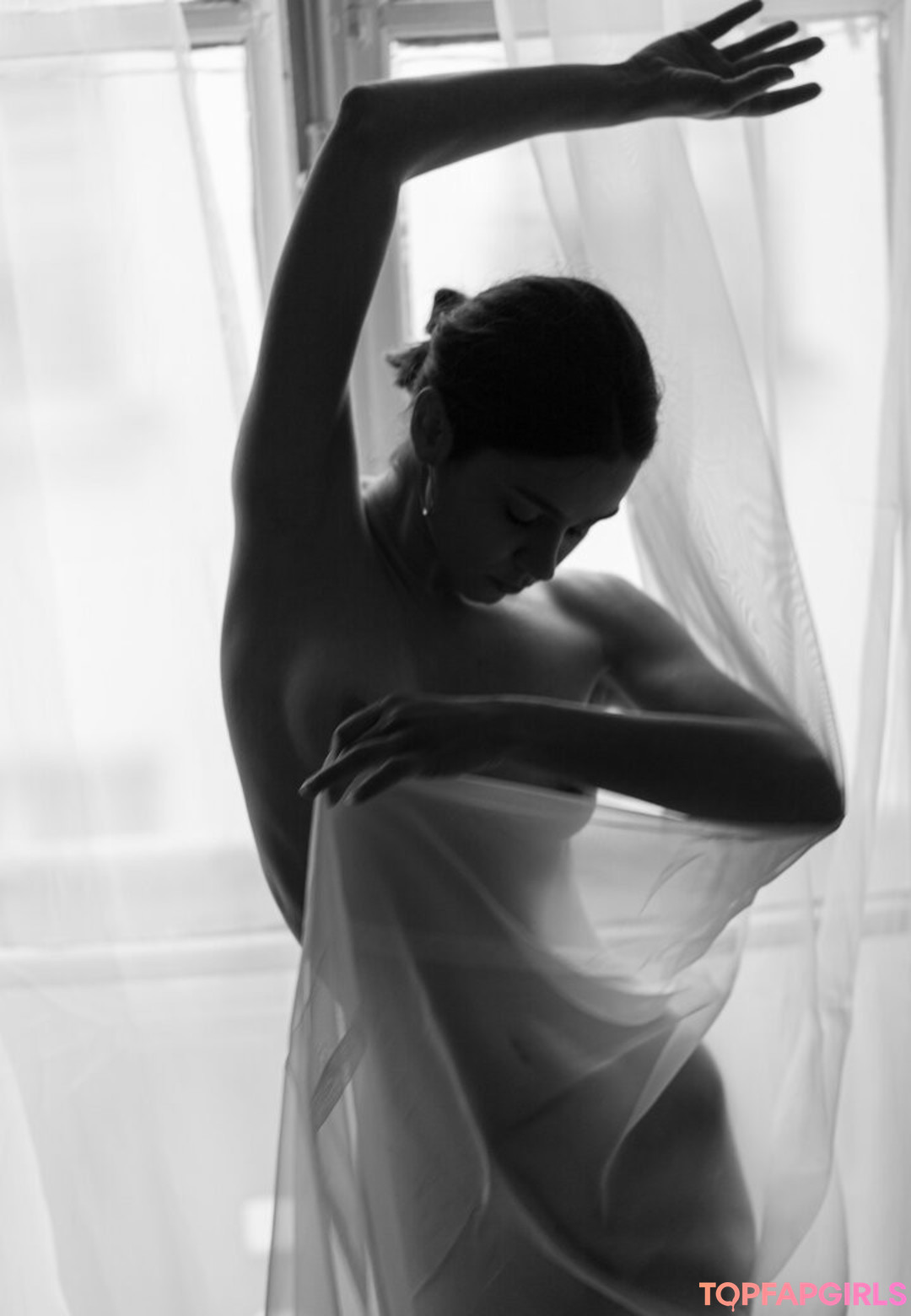 Foto desnuda filtrada de OnlyFans de Nausicaa Yami #271 Foto desnuda filtrada de OnlyFans de Nausicaa Yami #271