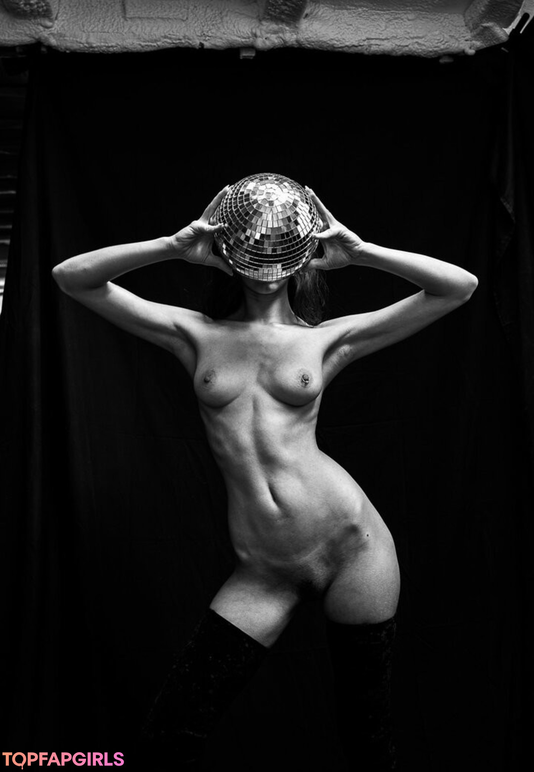 Foto desnuda filtrada de OnlyFans de Nausicaa Yami #274 Foto desnuda filtrada de OnlyFans de Nausicaa Yami #274