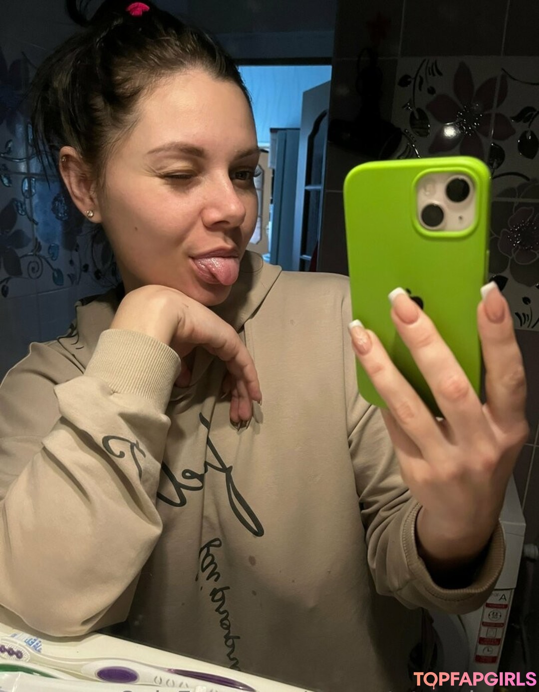 Foto desnuda filtrada de OnlyFans de Sweetstrawberry #72 Foto desnuda filtrada de OnlyFans de Sweetstrawberry #72