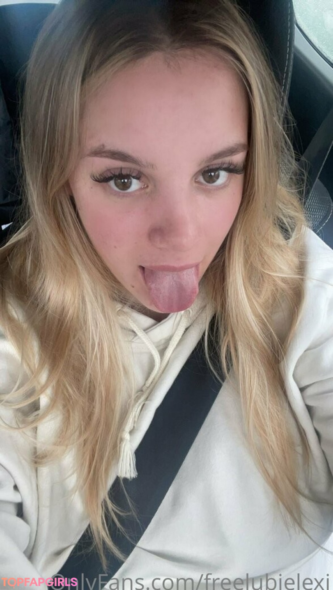 Foto desnuda filtrada de OnlyFans de Freelubielexi #66 Foto desnuda filtrada de OnlyFans de Freelubielexi #66