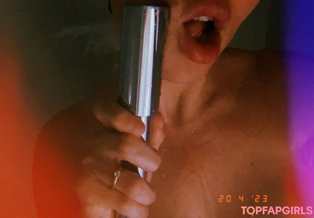 Foto desnuda filtrada de OnlyFans de La Mala Rodriguez #375 Foto desnuda filtrada de OnlyFans de La Mala Rodriguez #375