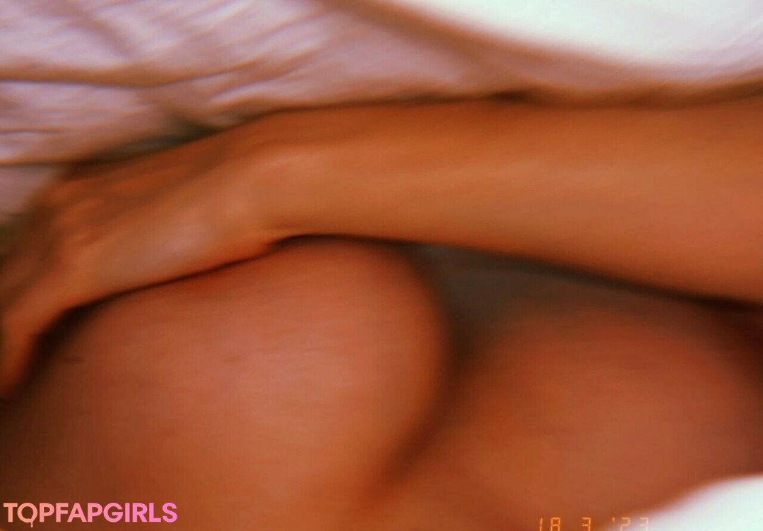 Foto desnuda filtrada de OnlyFans de La Mala Rodriguez #541 Foto desnuda filtrada de OnlyFans de La Mala Rodriguez #541