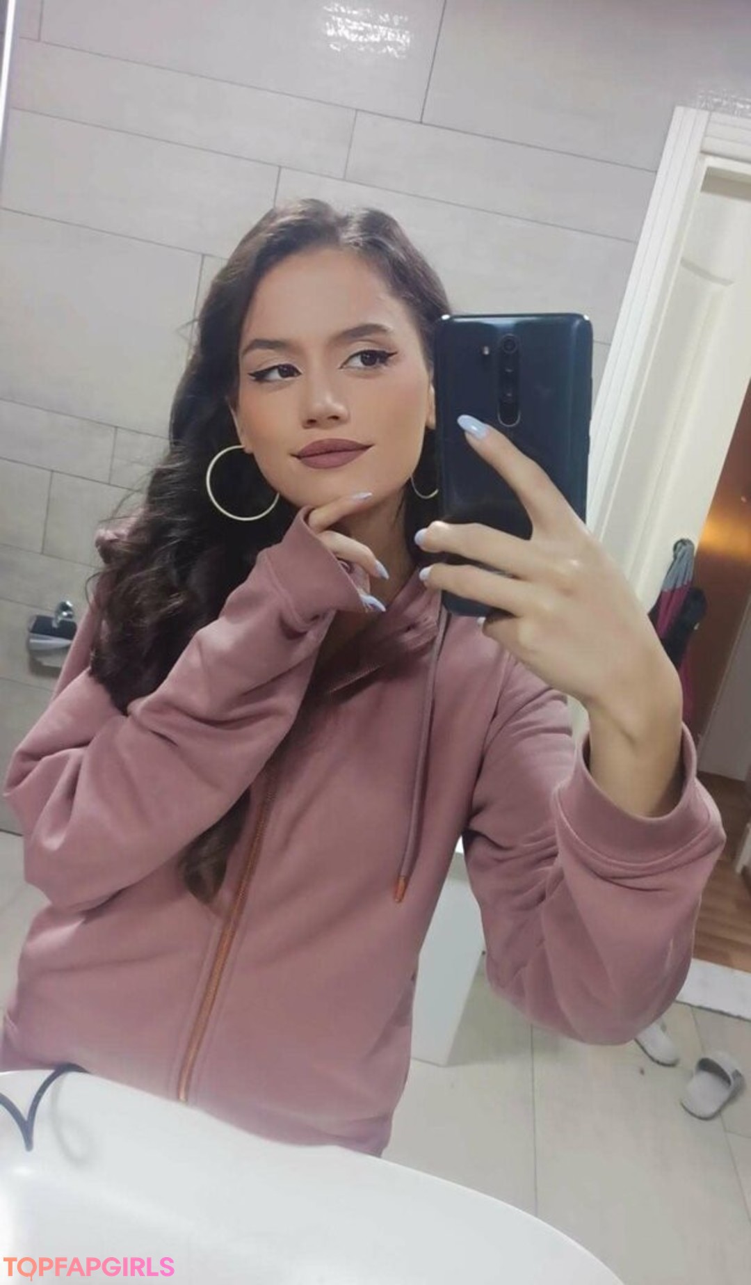 Foto desnuda filtrada de OnlyFans de Arlequin Asmr #13 Foto desnuda filtrada de OnlyFans de Arlequin Asmr #13