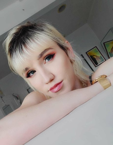 Lenamoonxo