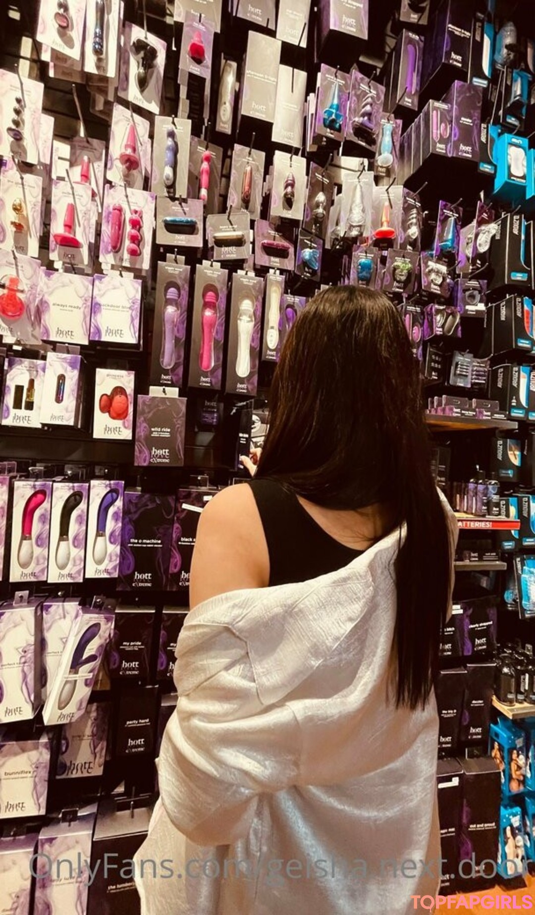 Foto desnuda filtrada de OnlyFans de Geishanextdoor #6 Foto desnuda filtrada de OnlyFans de Geishanextdoor #6