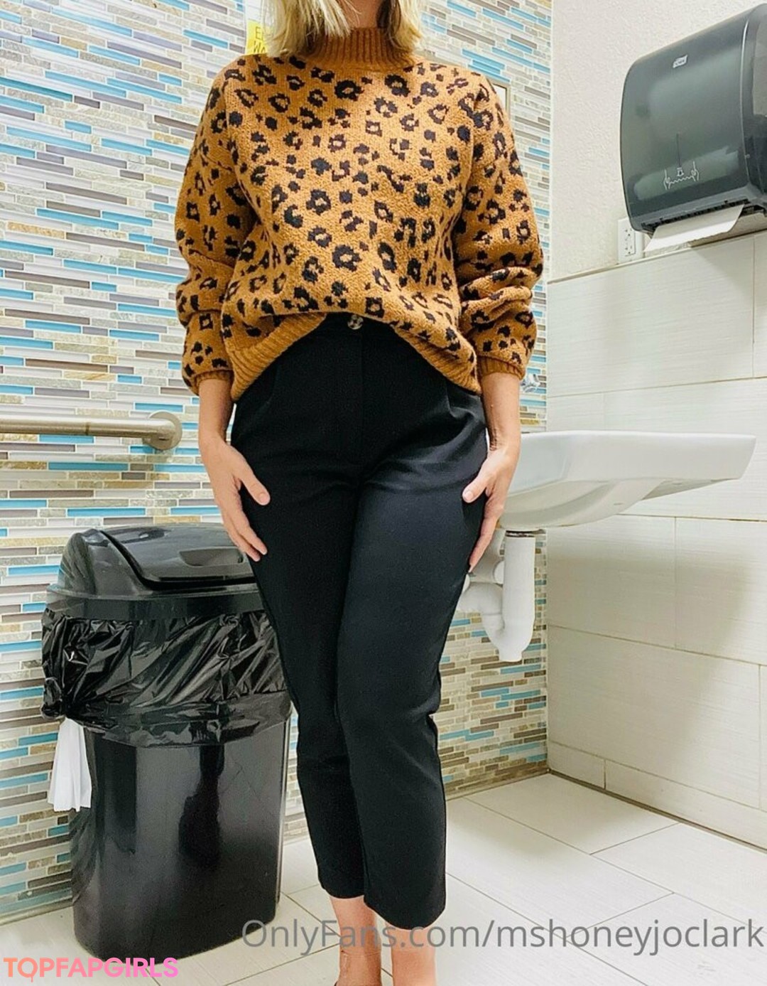 Foto desnuda filtrada de OnlyFans de Mshoneyjoclark #594 Foto desnuda filtrada de OnlyFans de Mshoneyjoclark #594