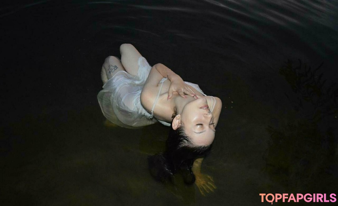 Foto desnuda filtrada de OnlyFans de Pppoisonnnivy #33 Foto desnuda filtrada de OnlyFans de Pppoisonnnivy #33