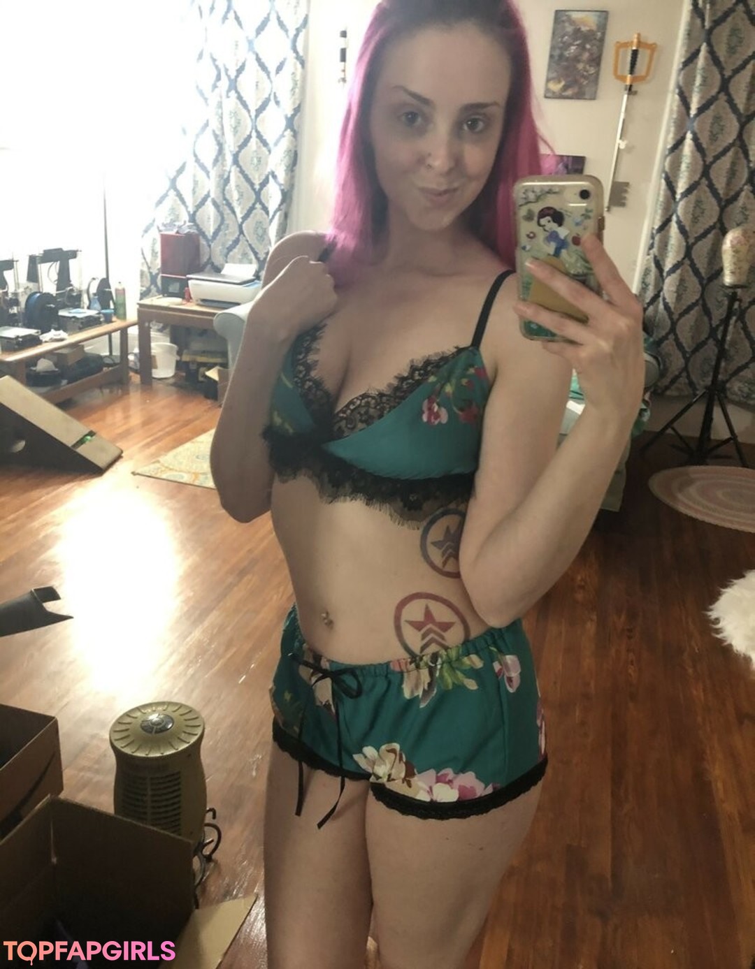 Foto desnuda filtrada de OnlyFans de Lunaraecosplay #371 Foto desnuda filtrada de OnlyFans de Lunaraecosplay #371