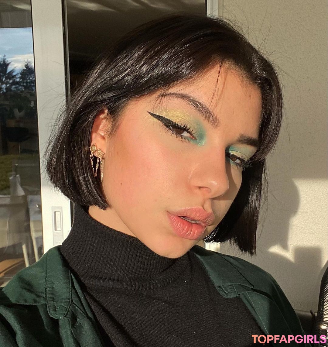 Foto desnuda filtrada de OnlyFans de Emmy Tifrit #494 Foto desnuda filtrada de OnlyFans de Emmy Tifrit #494