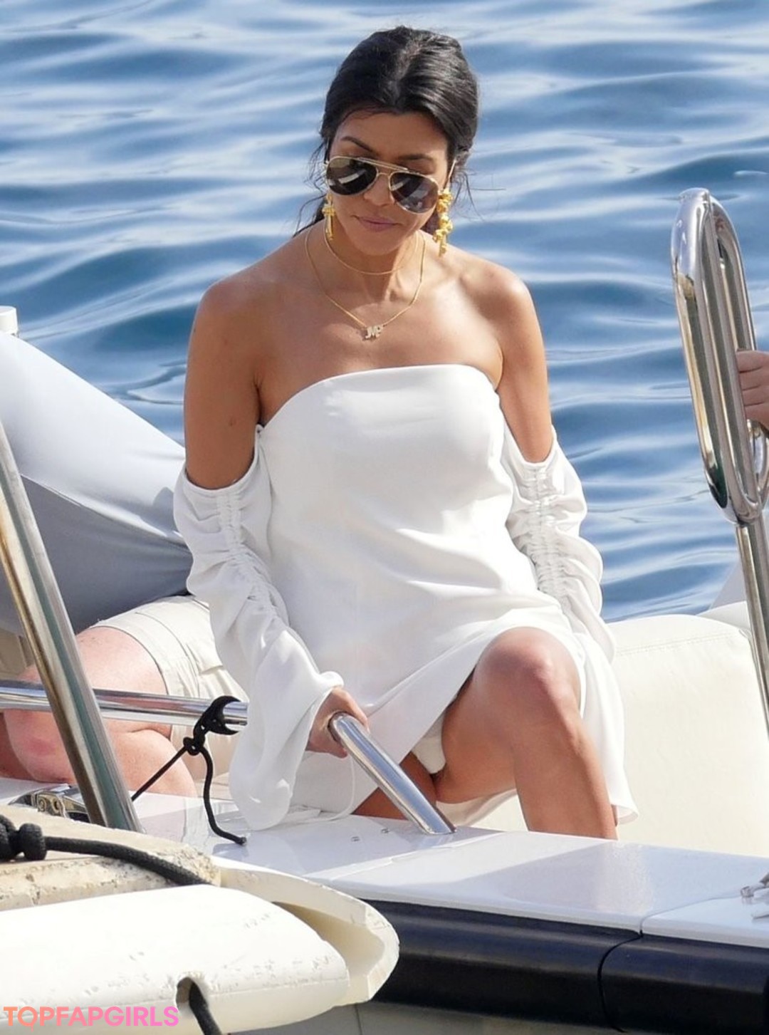 Foto desnuda filtrada de OnlyFans de Kourtney Kardashian #153 Foto desnuda filtrada de OnlyFans de Kourtney Kardashian #153