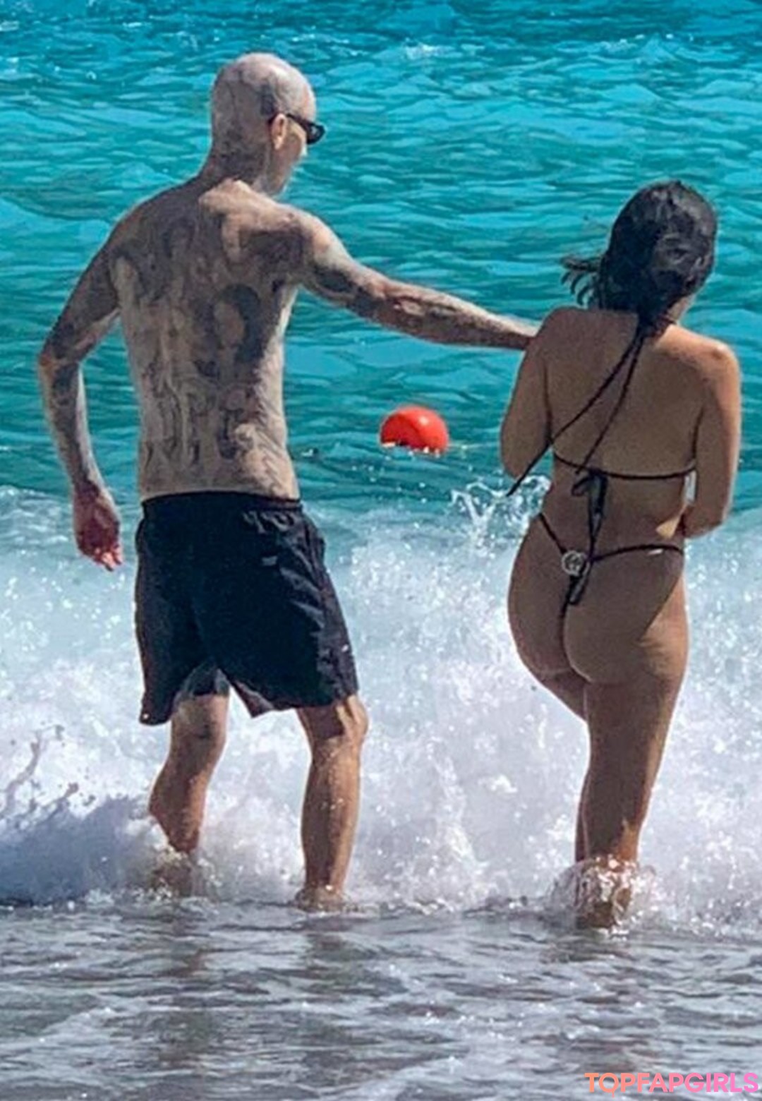 Foto desnuda filtrada de OnlyFans de Kourtney Kardashian #207 Foto desnuda filtrada de OnlyFans de Kourtney Kardashian #207