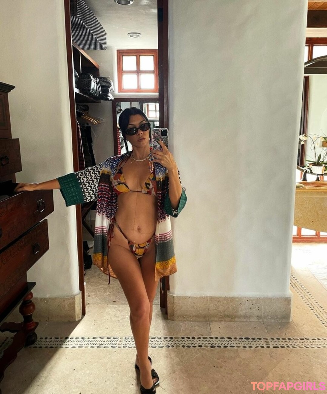 Foto desnuda filtrada de OnlyFans de Kourtney Kardashian #233 Foto desnuda filtrada de OnlyFans de Kourtney Kardashian #233