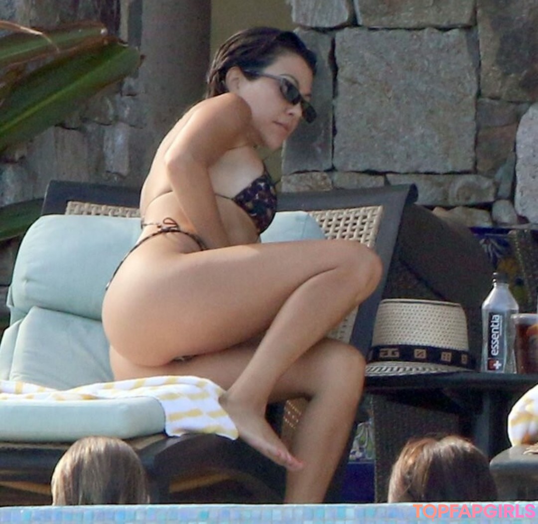 Foto desnuda filtrada de OnlyFans de Kourtney Kardashian #334 Foto desnuda filtrada de OnlyFans de Kourtney Kardashian #334