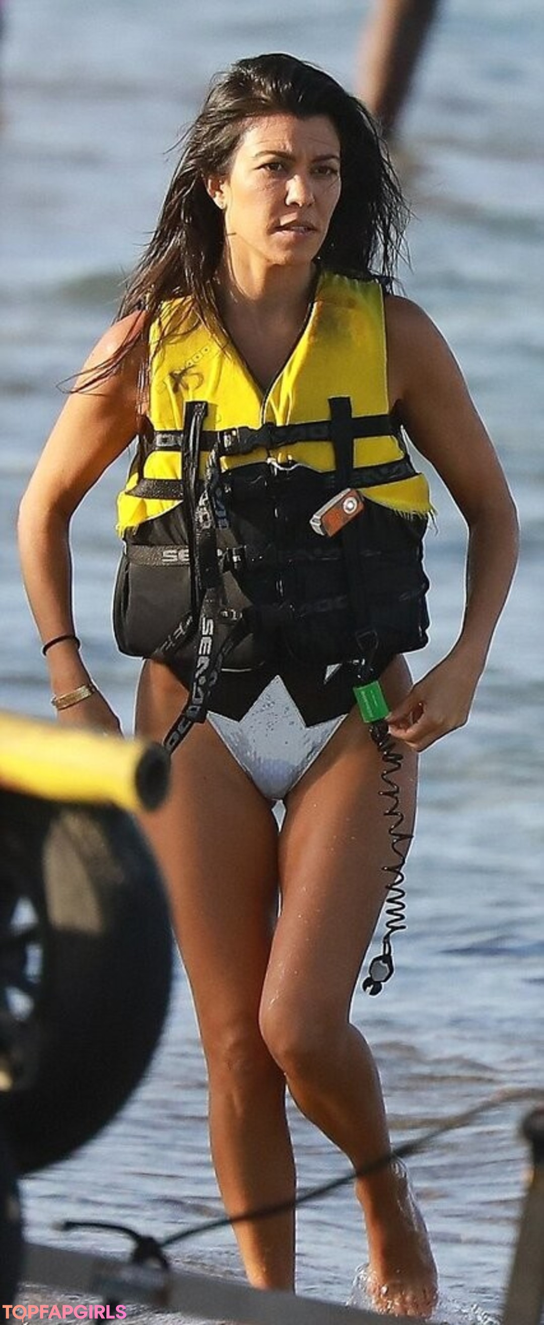 Foto desnuda filtrada de OnlyFans de Kourtney Kardashian #394 Foto desnuda filtrada de OnlyFans de Kourtney Kardashian #394