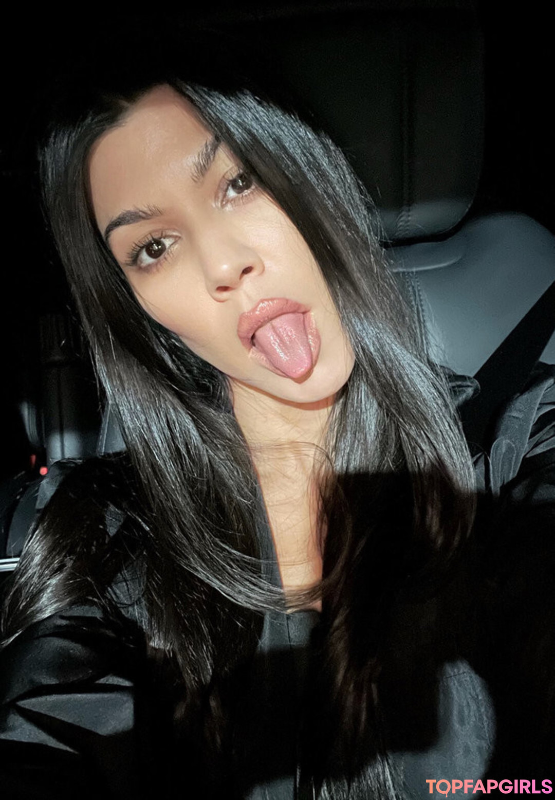 Foto desnuda filtrada de OnlyFans de Kourtney Kardashian #42 Foto desnuda filtrada de OnlyFans de Kourtney Kardashian #42